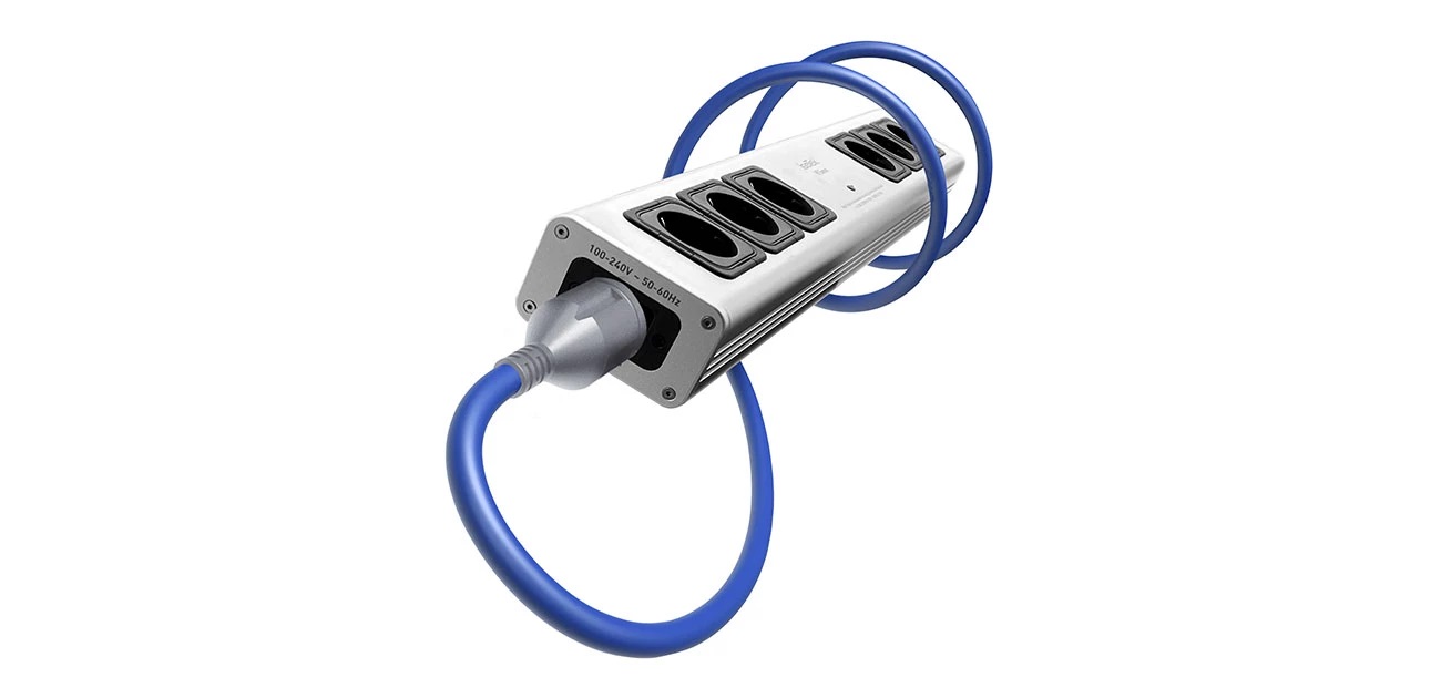 Isotek V5 Sirius Netzleiste CH inkl. EV03 Premier CH auf IEC C19