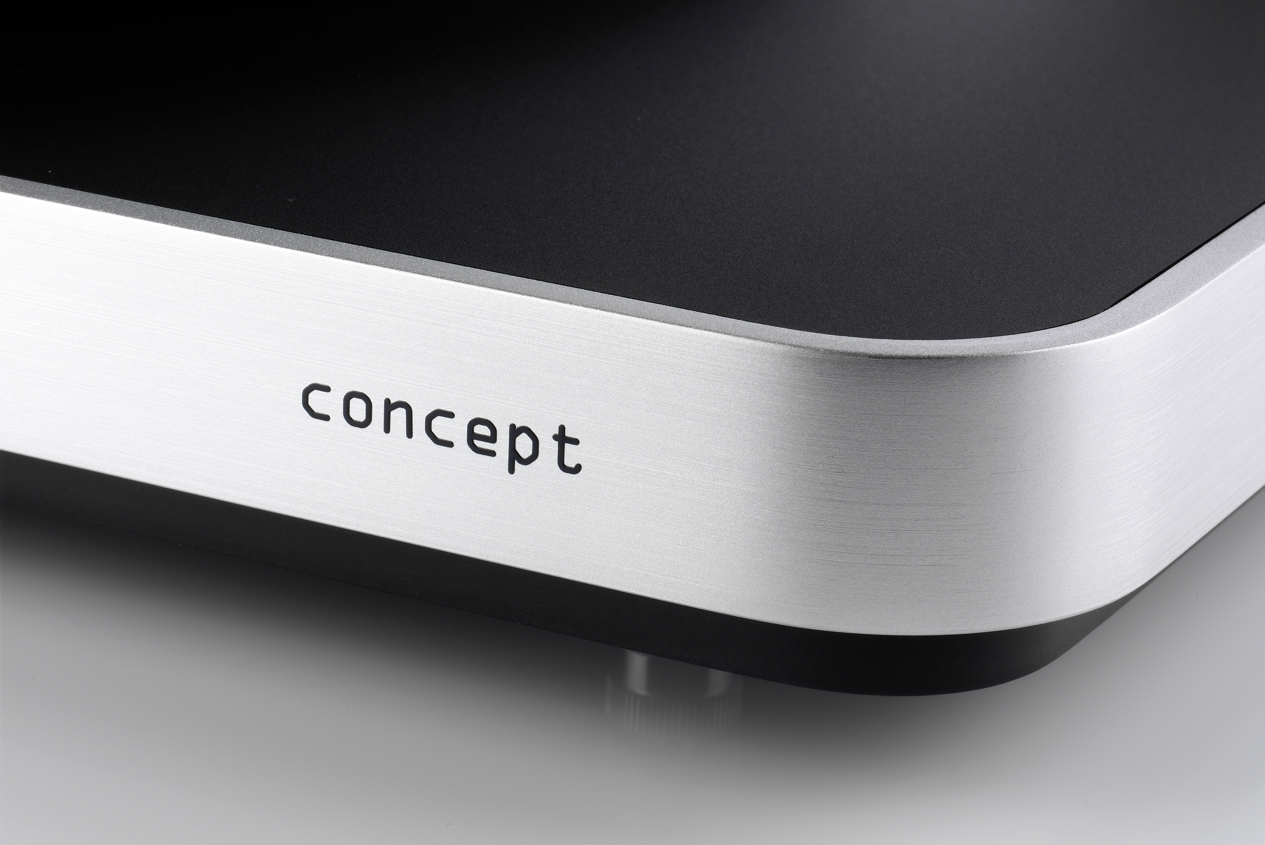 clearaudio Concept Laufwerk / Concept Tonearm / Concept MM Tonabnehmer