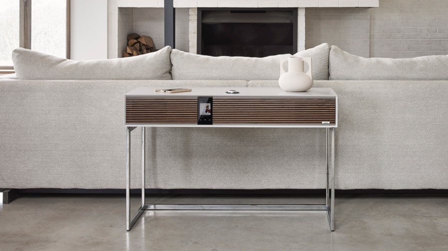 Ruark Audio R810