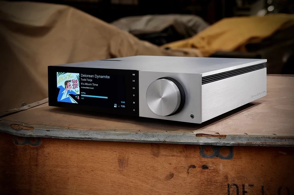 Cambridge Audio EVO 150 Delorean Limited-Edition